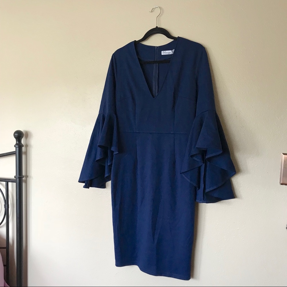 Chic ruffle sleeve dress